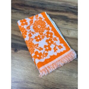 Vintage Cannon cotton blend orange floral hand towels 2 sculpted daisy 60's 70's